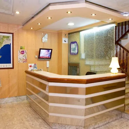 托尔托萨公园酒店 酒店 2*